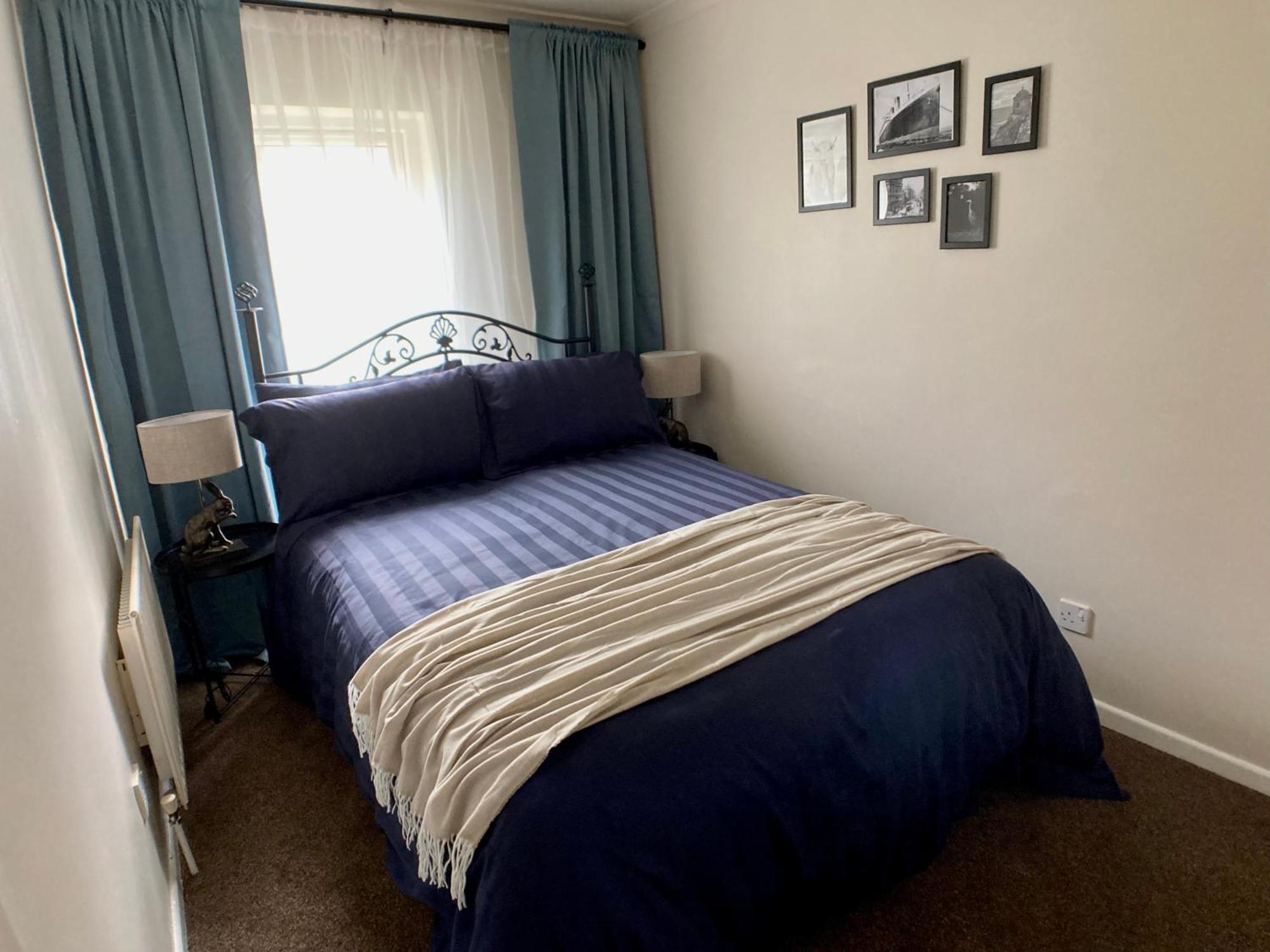 Erin Way Apartment *